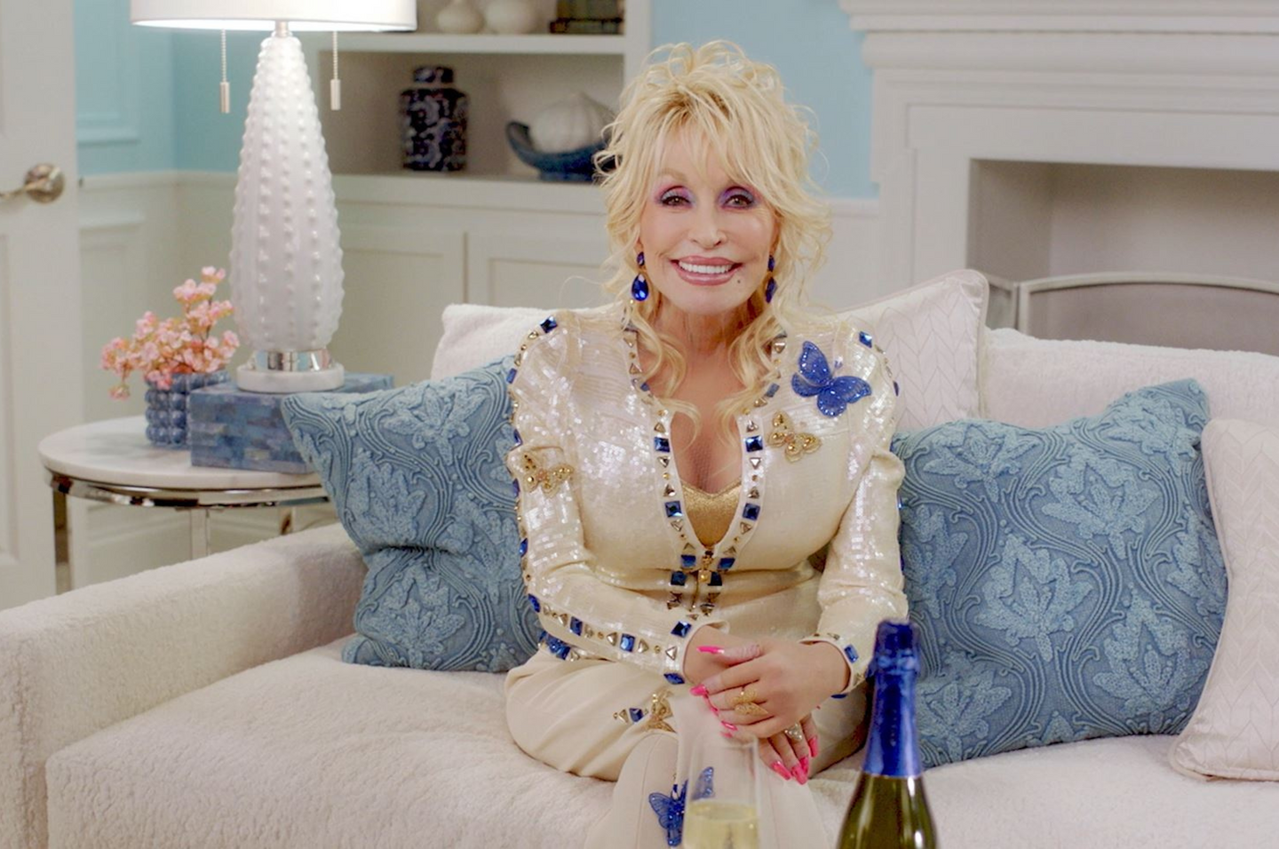 Introducing Dolly Wines: An Exciting Collaboration with Dolly Parton